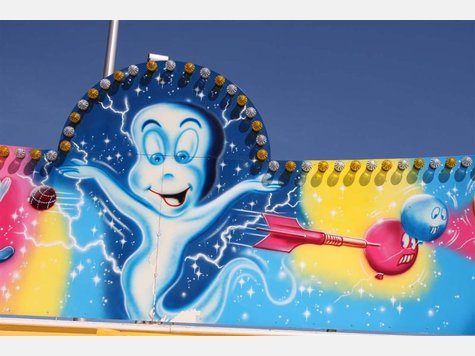 Graffiti und Schausteller M&uuml;hldorfer Volksfest