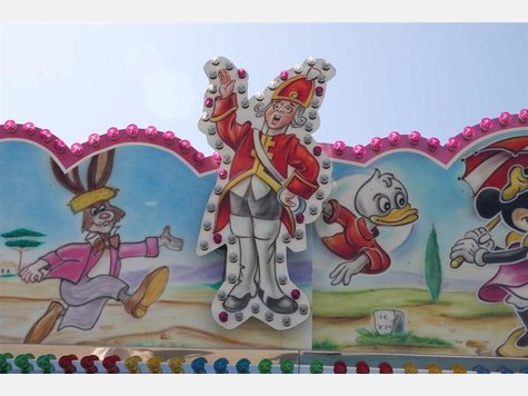 Graffiti und Schausteller M&uuml;hldorfer Volksfest