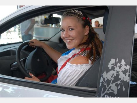 Die Königin im Autohaus Gerich Die Königin im Autohaus Gerich