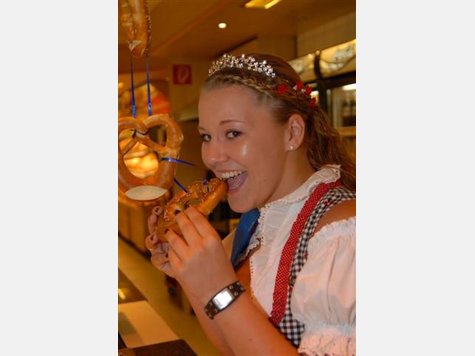 Die Königin bei Globus Die Königin bei Globus