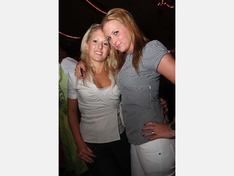 Weinzelt am Samstag