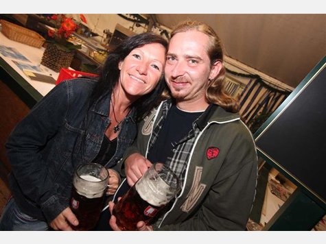 Spaten-Zelt am Samstag - Teil 2