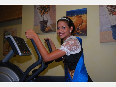 Karla Soptirean besucht den Wilu Sportpark M&uuml;hldorf