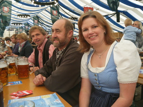 Karla Soptirean auf dem Landkreistag des Volksfests in Mühldorf 2010 Karla Soptirean auf dem Landkreistag des Volksfests in Mühldorf 2010