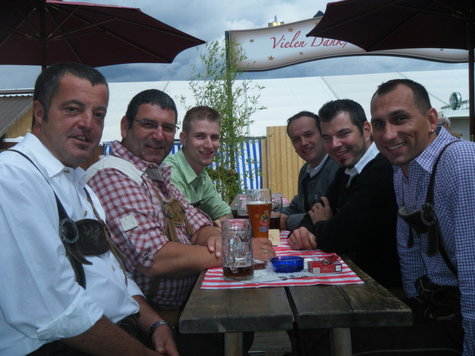 Burkhard Thurnher, Kurt Rauchegger, Sebastian Rauchegger, Berhanrd Niedertscheider, Bernd Patsheider und Bernd Fritz (von links nach rechts) aus Dornbirn. Burkhard Thurnher, Kurt Rauchegger, Sebastian Rauchegger, Berhanrd Niedertscheider, Bernd Patsheider und Bernd Fritz (von links nach rechts) aus Dornbirn.