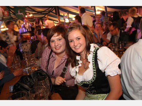 Spatenzelt am Samstag Spatenzelt am Samstag